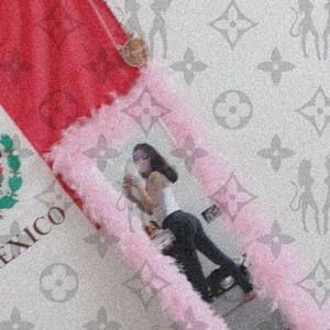 Meet your Posher, Deyy